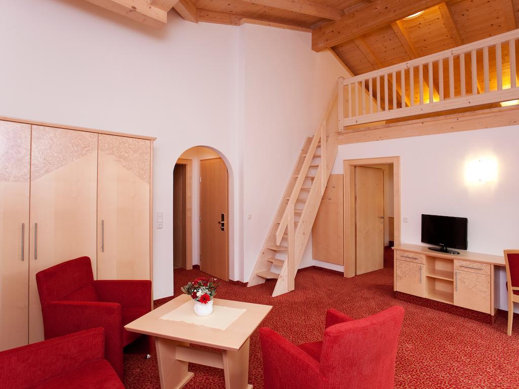 Erlebnishotel Kitzbühler Horn Oberndorf in Tirol Exterior foto