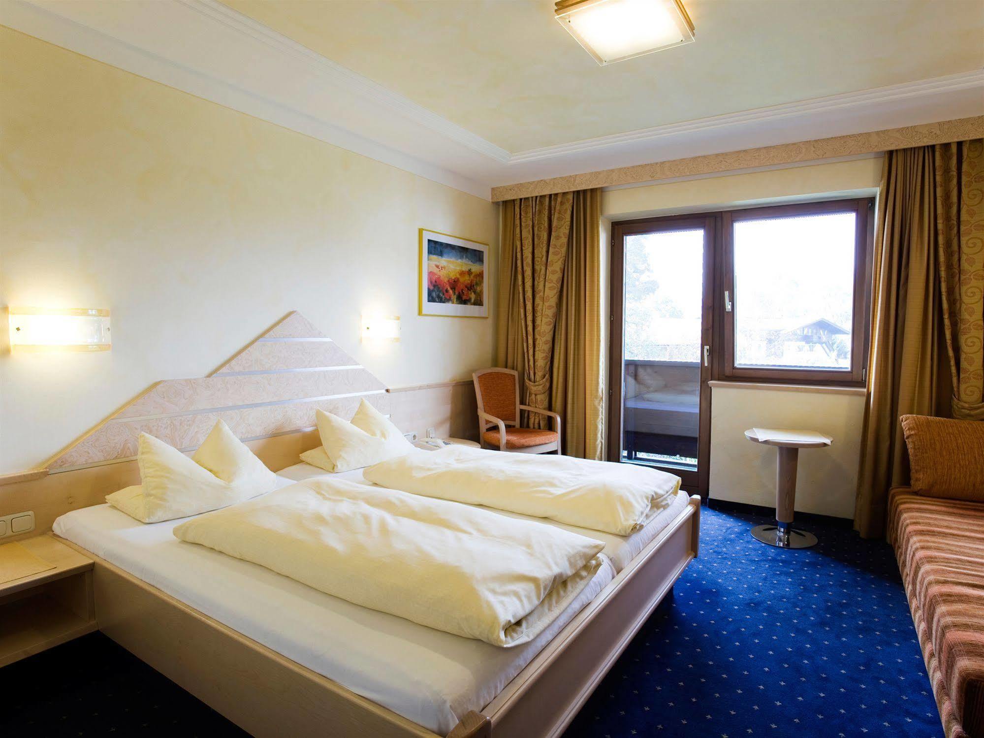 Erlebnishotel Kitzbühler Horn Oberndorf in Tirol Exterior foto